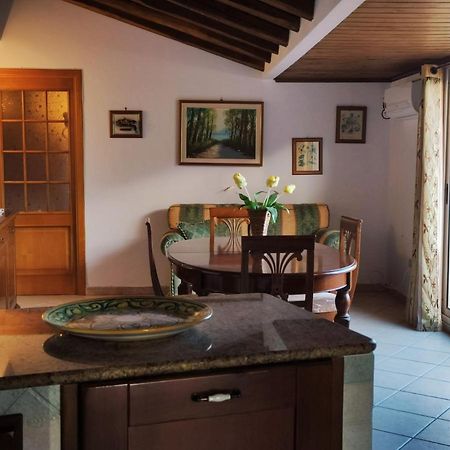 La Panoramica Apartment Gallodoro Bagian luar foto