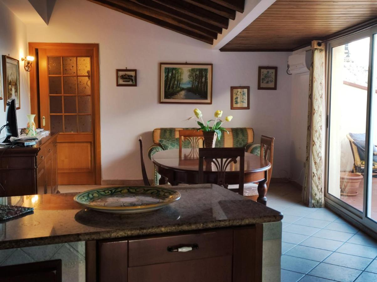 La Panoramica Apartment Gallodoro Bagian luar foto